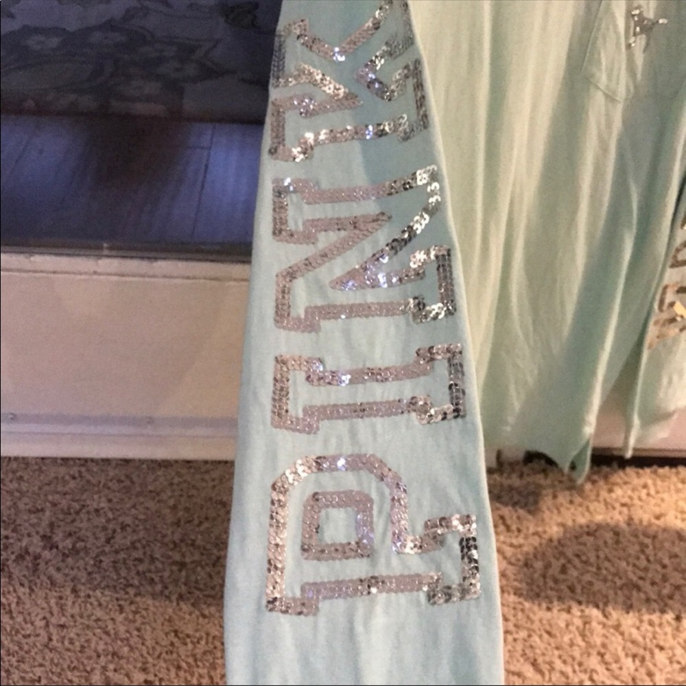 Women’s pink shirt